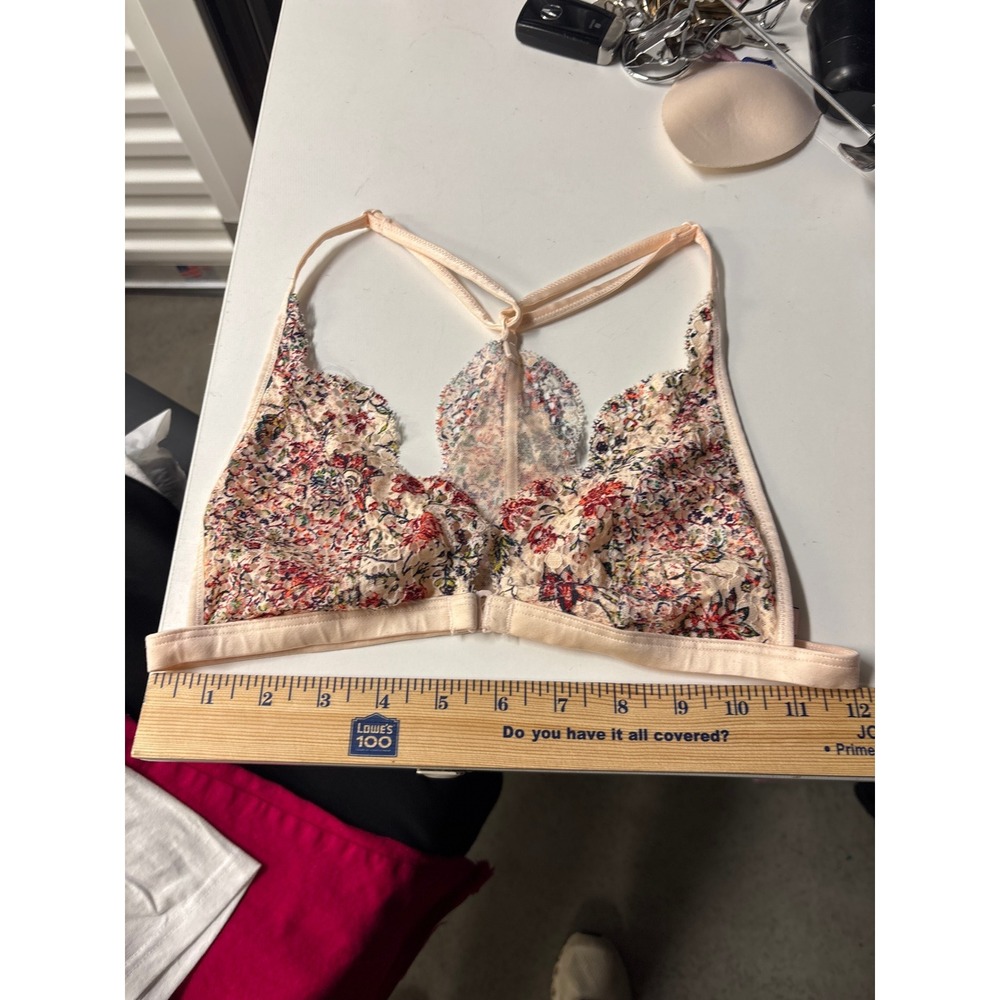 Victorias Secret Floral Lace Triangle Bralette Peach Multi Front Clasp Small